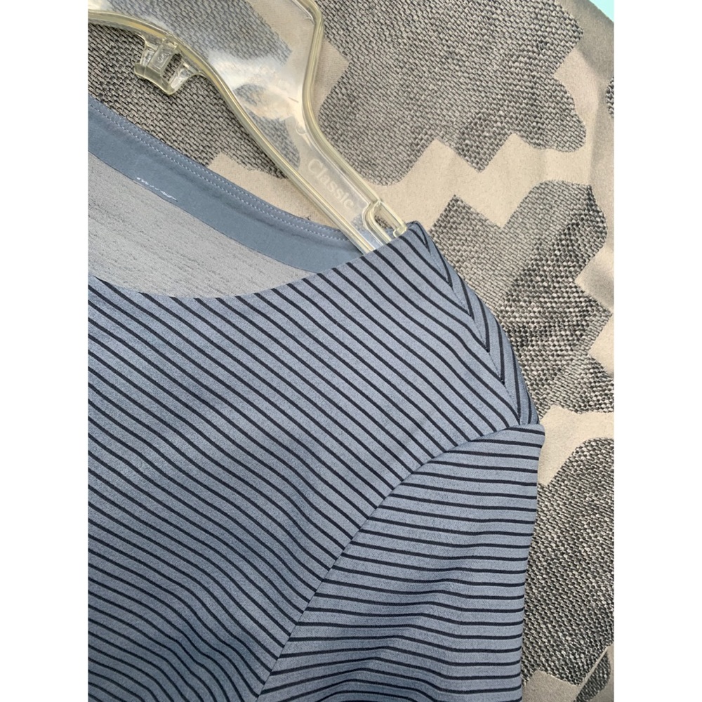 LULULEMON CROP TOP